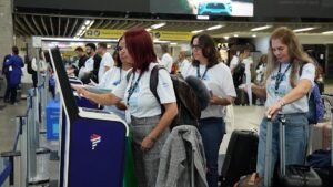 ‘Ganhando o Mundo’ leva 100 diretores de escolas para qualificação no Chile