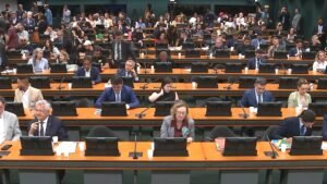 PEC do fim da jornada de trabalho 6×1 é aprovado e tema avança na Câmara