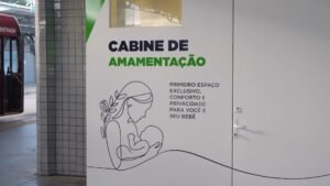 Cabine de amamentação é instalada em terminal de São José dos Pinhais, no Paraná
