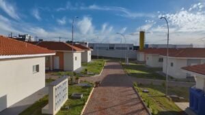 Condomínio para idosos é entregue em Cascavel, Paraná