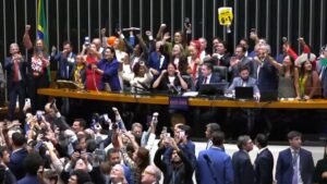 Escala 6×1: Câmara dos Deputados aprova o fim da escala de trabalho neste formato