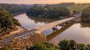 Fim da balsa: Ratinho Junior autoriza construção de ponte entre Godoy Moreira e Barbosa Ferraz
