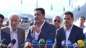 ‘Ponte da Vitória’ é inaugurada em Guaratuba, no Paraná