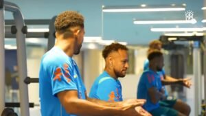 Neymar, com lesão confirmada na panturrilha, ficará de fora dos amistosos para a Copa do Mundo
