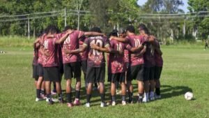 Futebol e resistência: indígenas criam time para disputar o Carioca