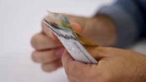 Puxado por alimentação, IPCA-15 sobe 0,62% neste mês, aponta IBGE