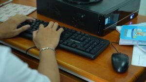 Inteligência Artificial: Como usar a tecnologia nos estudos sem perder o aprendizado