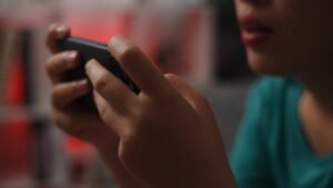 Ministério da Saúde oferece teleatendimentos no SUS a pessoas com problemas com jogos e apostas