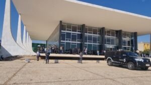 STF julga ligação do Ministro Alexandre de Moraes com Banco Master em sessão marcada por conflitos