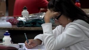 Como o Inep escolhe o tema da redação do Enem e quais os prováveis assuntos para 2026